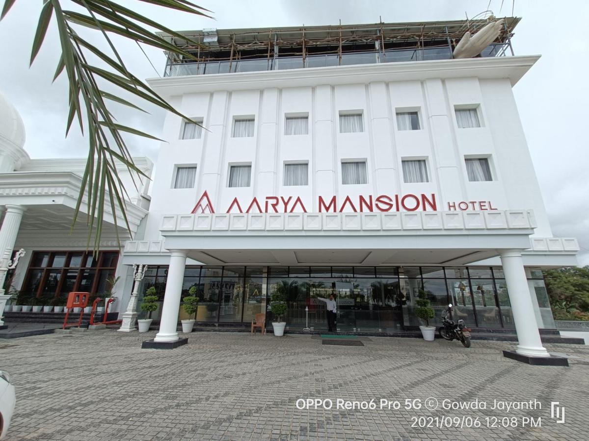Aarya Mansion Vaccinated Staff Hotel Hassan Eksteriør billede